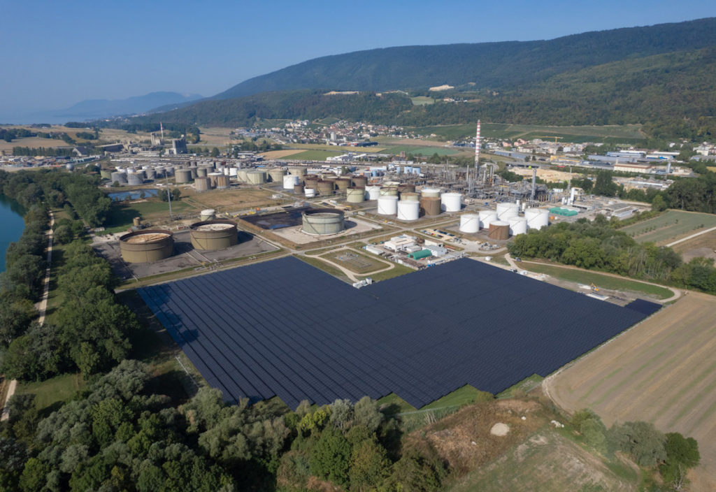 The project, a partnership between VARO Energy Group and Groupe E, had been in the making since early 2022 and, with its inauguration, marks a pivotal point in Switzerland's energy transition journey.