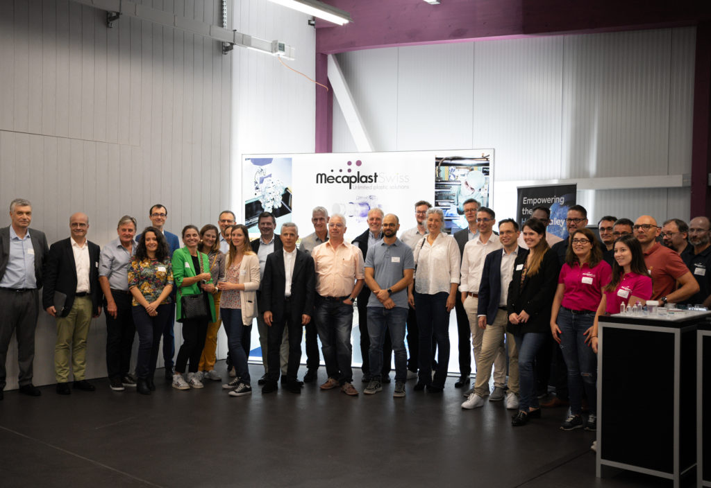 On 19 September 2023, Mecaplast Swiss, a 50-year veteran in plastic injection with a medtech specialization, welcomed 50 Swiss Health Valley members on the occasion of BioAlps’ 4à6 event.