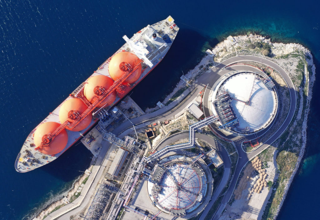 Daphne Technology, a pioneering Vaud-based company specializing in advanced environmental technology, has secured a significant commercial contract with Trafigura to implement its PureMetrics system aboard an LNG carrier.