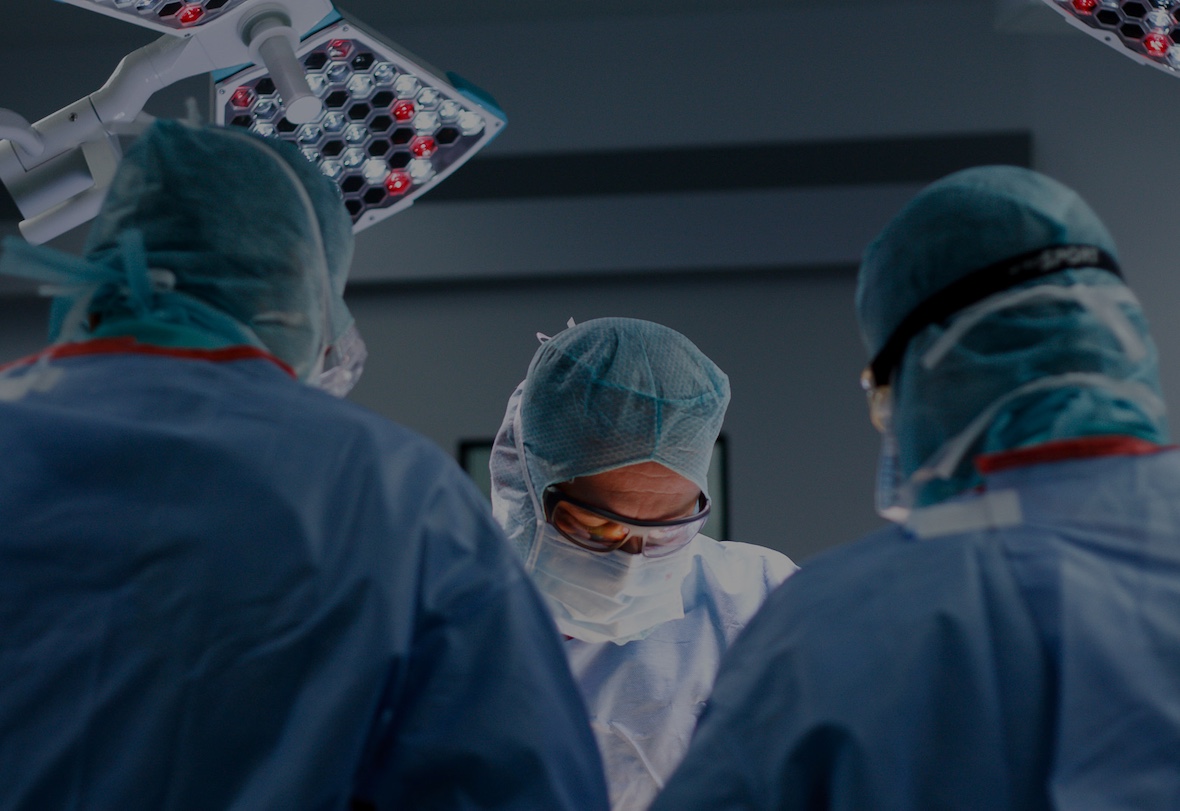 Les start-ups medtech ORamaVR et Compremium progressent vers la validation clinique de leurs technologies, qui visent à améliorer considérablement la formation chirurgicale et le diagnostic du cancer.