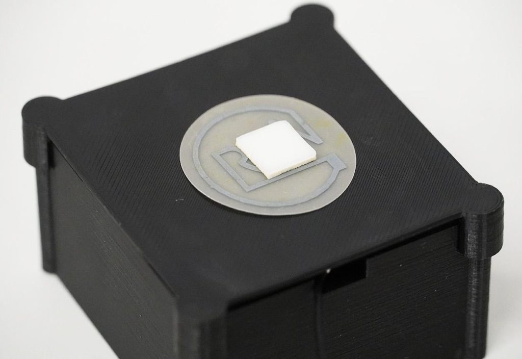 Researchers from Western Switzerland have unveiled the first fully compostable smart sensor to monitor temperature-sensitive goods, offering a sustainable alternative to conventional tags.