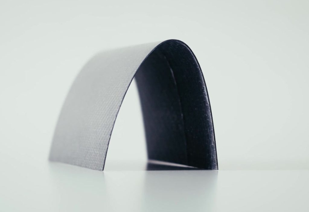 La société lausannoise CompPair a levé de nouveaux fonds pour développer ses composites auto-réparants HealTech et renforcer leur déploiement industriel.