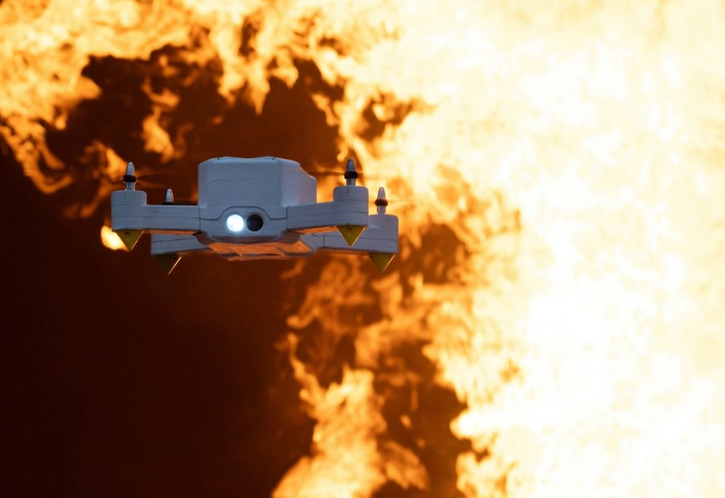 Developed at Empa and EPFL, the new FireDrone is designed to operate in extreme heat, supporting firefighting operations and industrial inspections in hazardous environments.