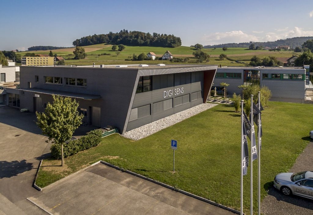 Murten-based precision weighing and smart cabinet manufacturer Digi Sens is investing CHF 5.5 million in a third expansion of its Fribourg headquarters.
