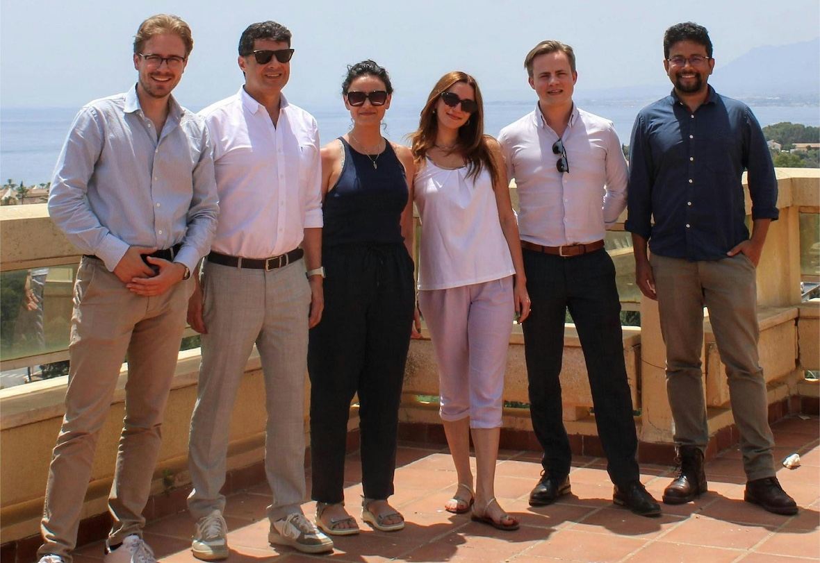 À la suite d'un tour d'amorçage de CHF 2,4 millions, la start-up medtech bernoise Aseptuva est passée du prototypage initial à la validation préclinique de sa technologie Far-UVC destinée à prévenir les infections sanguines liées aux cathéters, et lève désormais une série A de CHF 5 millions.