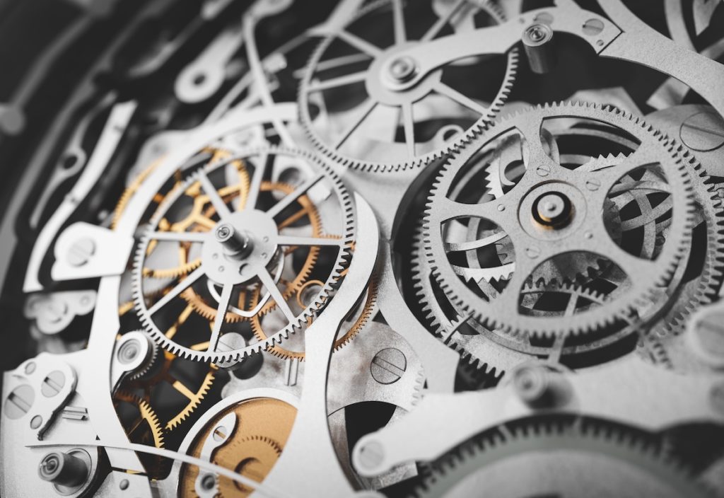 Italian investment company Vam Investment and Umberto Macchi di Cellere, former chief executive of Bulgari Horlogerie, have created Chaumont Group, a new player in the high-end watch market bringing together four component manufacturers under a structure based in Neuchâtel.